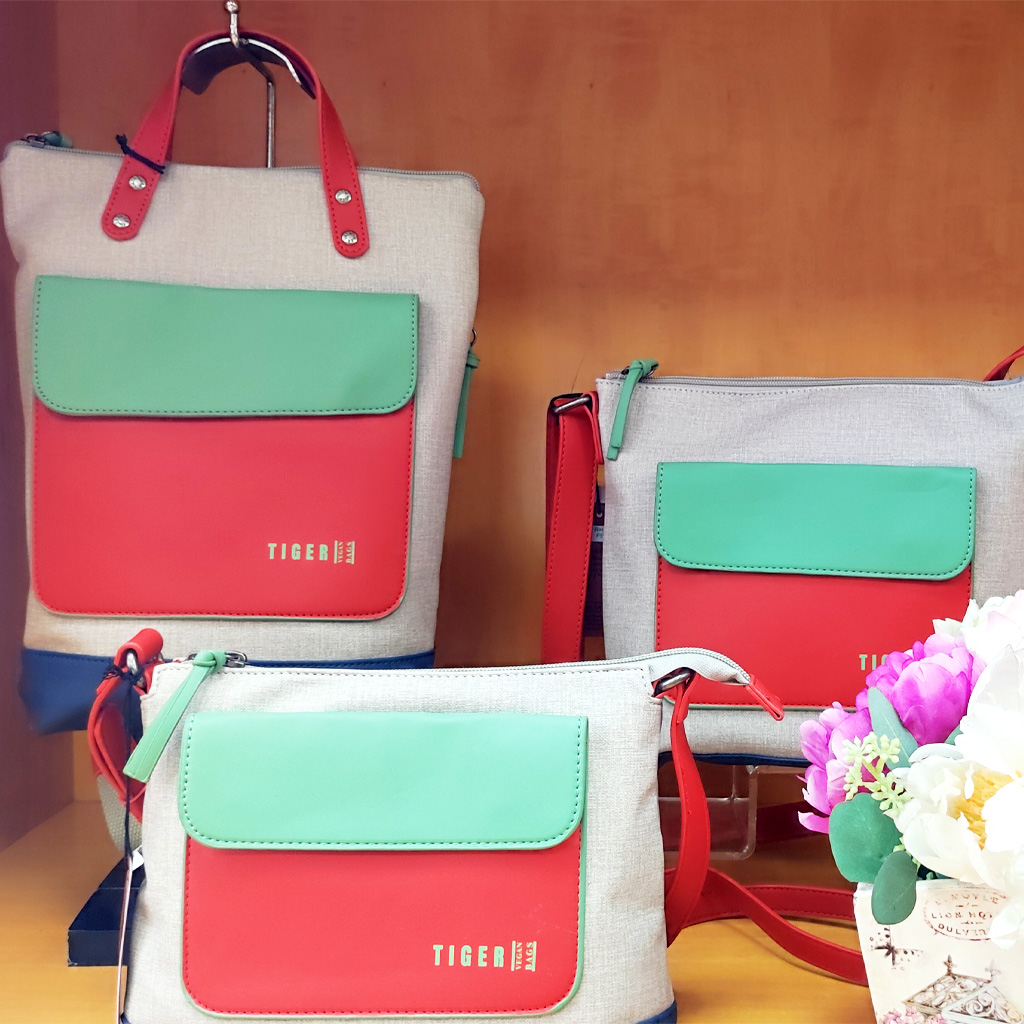 juego de bolsos en colores primaverales